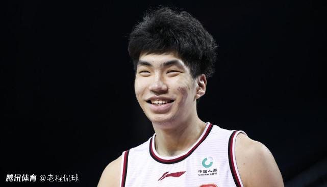 “2002年世界杯？我当时已经知道这会是我在国家队的最后一届大赛，所以对我来说出局就意味着要结束为国家队效力这一美好的经历，为意大利踢球，在球场上听国歌是无与伦比的经历。